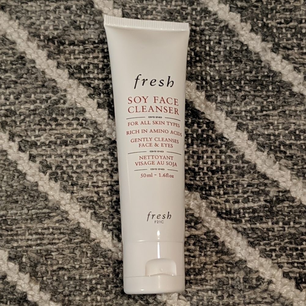 NWT Fresh Soy Face Cleanser